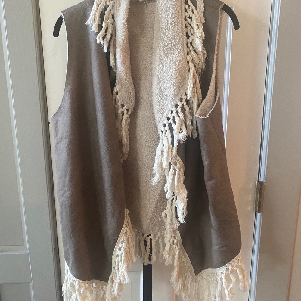 Shabby hippy vest